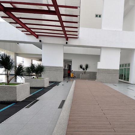 Kitolo Home @ Twin Galaxy 02, Jb星梦奇缘studio款 Johor Bahru Dış mekan fotoğraf