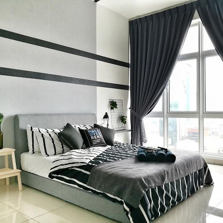Kitolo Home @ Twin Galaxy 02, Jb星梦奇缘studio款 Johor Bahru Dış mekan fotoğraf