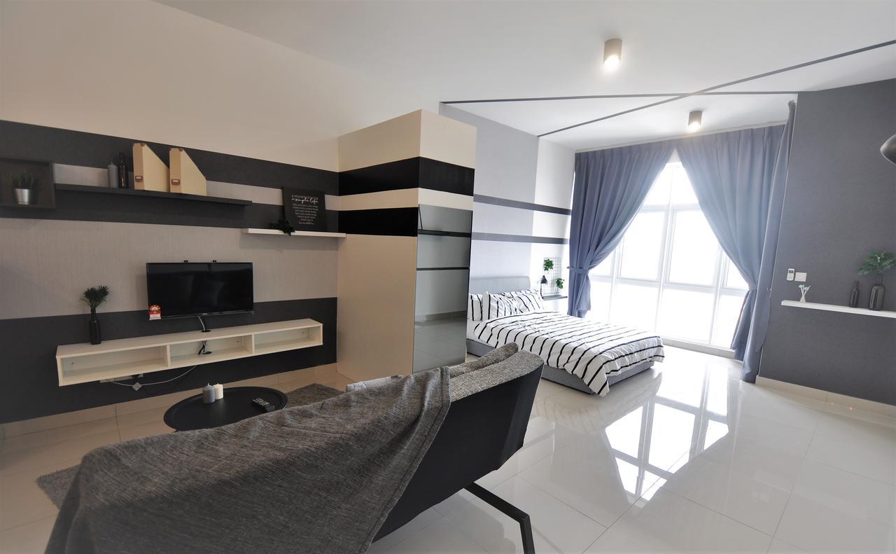 Kitolo Home @ Twin Galaxy 02, Jb星梦奇缘studio款 Johor Bahru Dış mekan fotoğraf